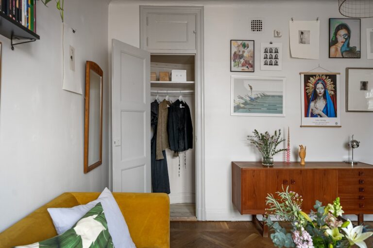 Decorating Tips for Small Spaces: Maximizing Style and Functionality